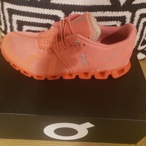 On Cloud Sneakers (Eur 37)